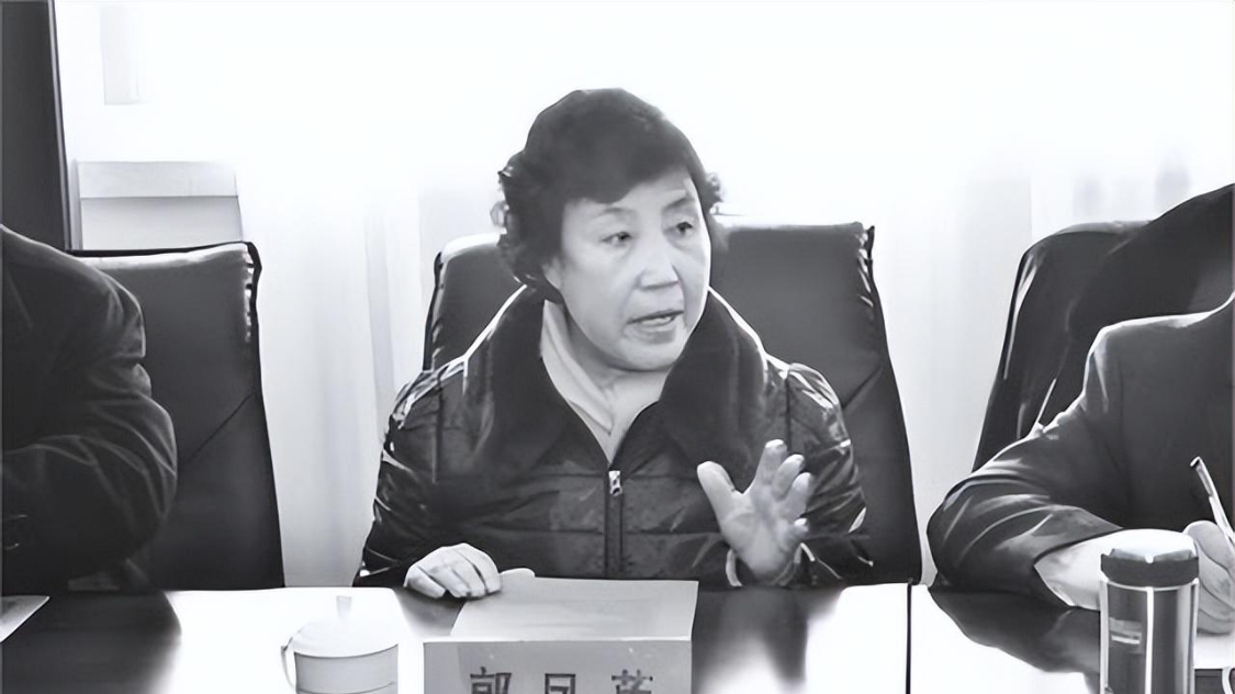 九游娱乐app下载-陈永贵副手郭凤莲的现状:儿子都是亿万富翁,大儿子掏3000万修庙
