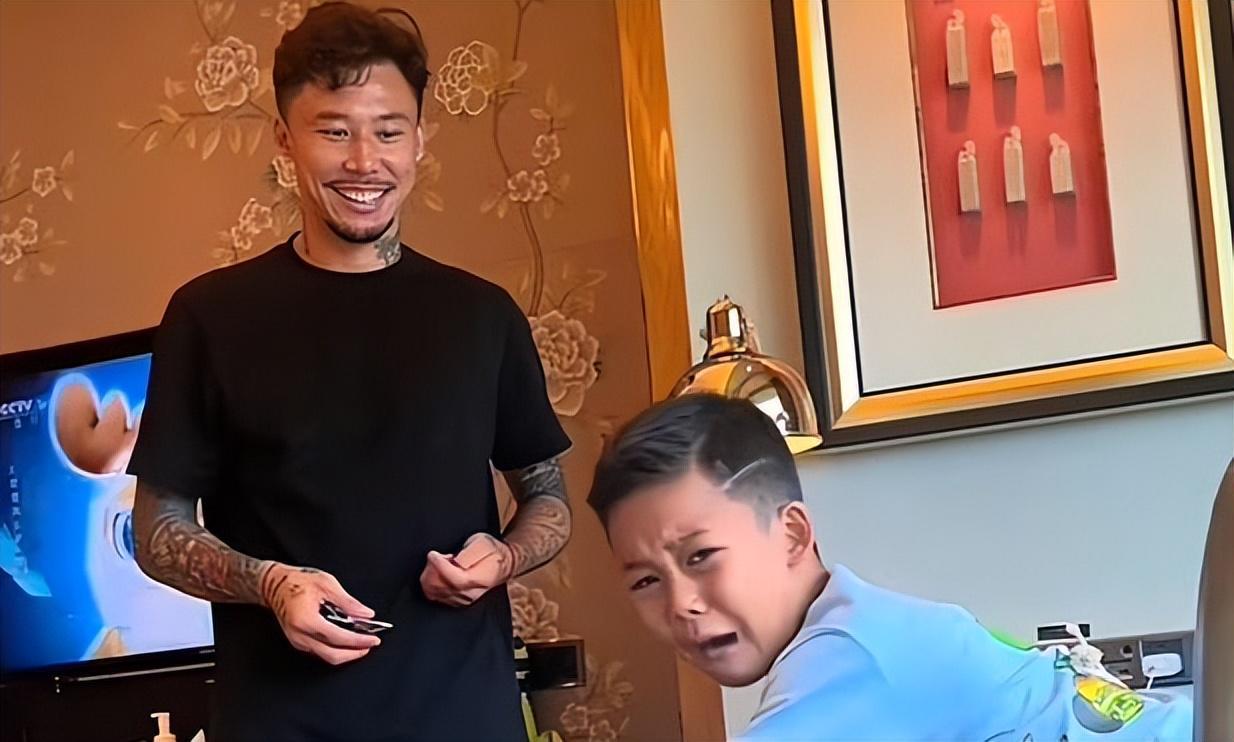 马纳法将被停赛!球迷就看好三位申花王牌顶替他,一人曾留洋欧洲