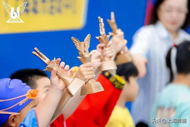 九游娱乐-赛制焕新破纪录，三千小将逐浪泳池|上海|游泳|体育比赛|赛事|少儿_新浪体育_新浪新闻